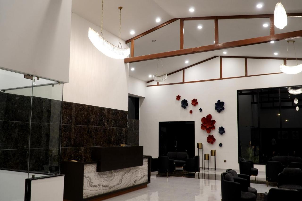 Shanti Resorts Valsad 外观 照片