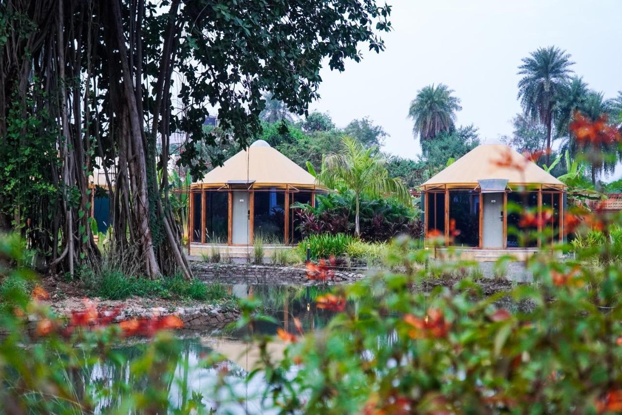 Shanti Resorts Valsad 外观 照片
