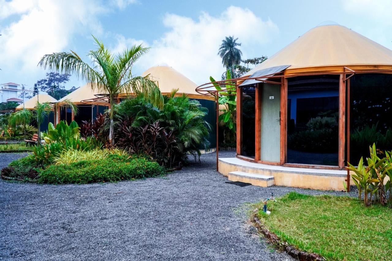 Shanti Resorts Valsad 外观 照片